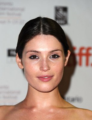 Фото - Джемма Артертон: 307x400 / 19 Кб