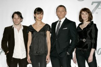 Фото - Джемма Артертон: 323x215 / 17 Кб