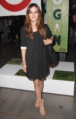 Фото - Рэйчел Билсон: 257x400 / 21 Кб