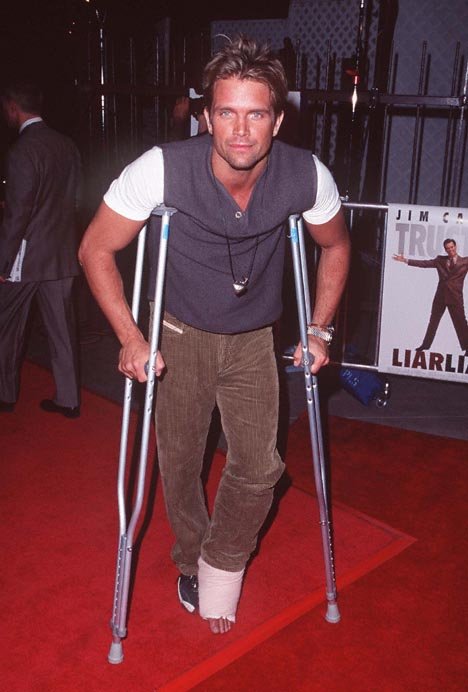 Фото - Дэвид Чокачи: 468x692 / 55 Кб