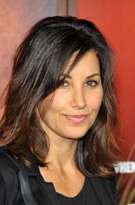 Фото - Джина Гершон: 264x400 / 24 Кб