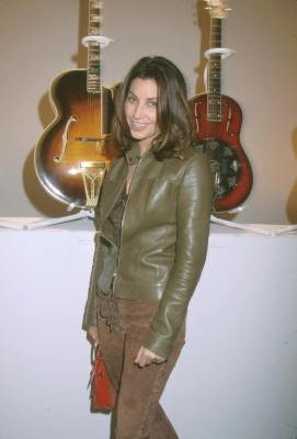 Фото - Джина Гершон: 271x400 / 17 Кб