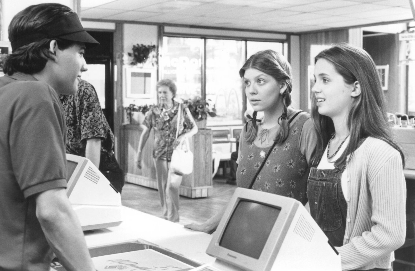 Фото - Элиза Душку: 1336x872 / 176 Кб