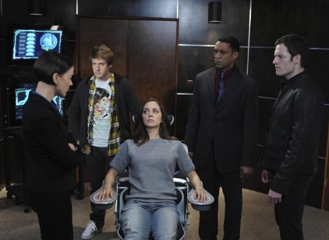 Фото - Элиза Душку: 476x347 / 30 Кб