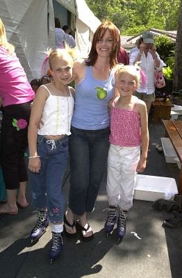 Фото - Лора Лейтон: 262x400 / 31 Кб