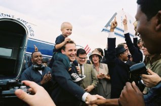 Фото - Джош Лукас: 318x209 / 18 Кб