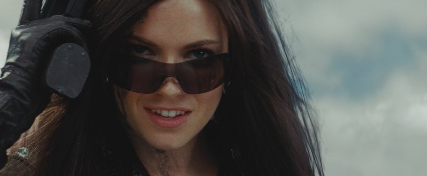 Фото - Сиенна Миллер: 846x349 / 31 Кб