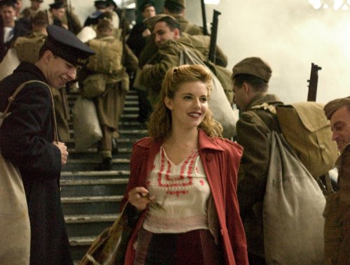 Фото - Сиенна Миллер: 500x379 / 42 Кб