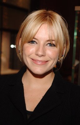 Фото - Сиенна Миллер: 257x400 / 18 Кб