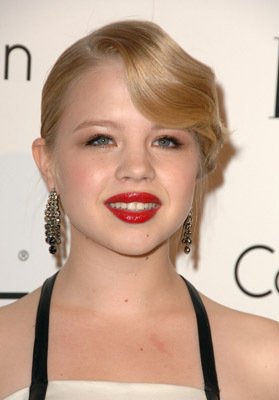 Фото - Софья Васильева: 279x400 / 18 Кб