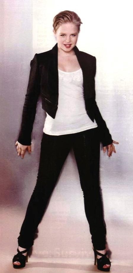 Фото - Софья Васильева: 449x918 / 49 Кб