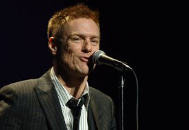 Фото - Брайан Адамс: 276x190 / 9 Кб