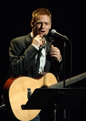 Фото - Брайан Адамс: 283x400 / 20 Кб