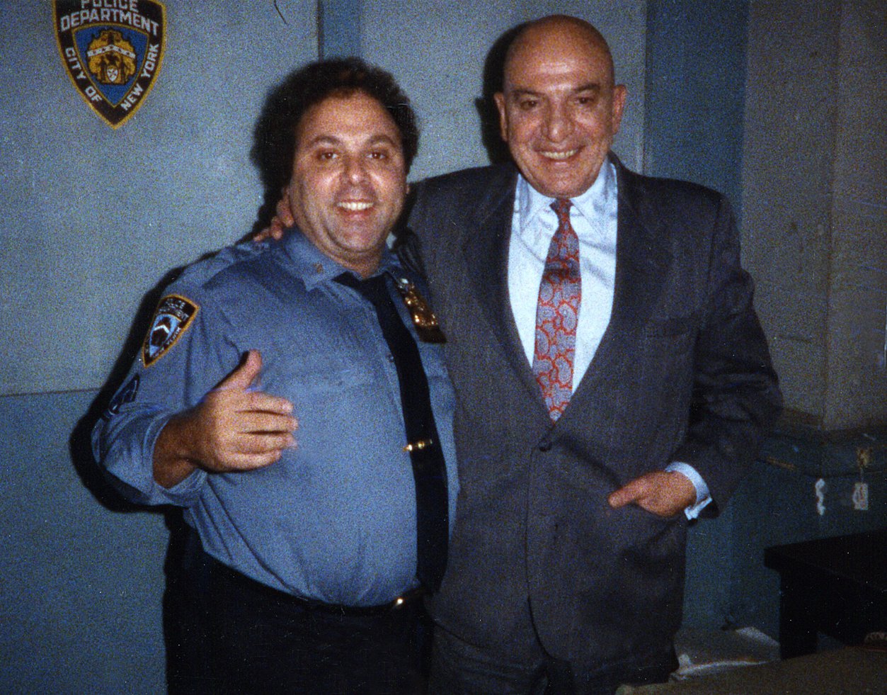 Фото - Фрэнк Пэттон: 1253x981 / 297 Кб