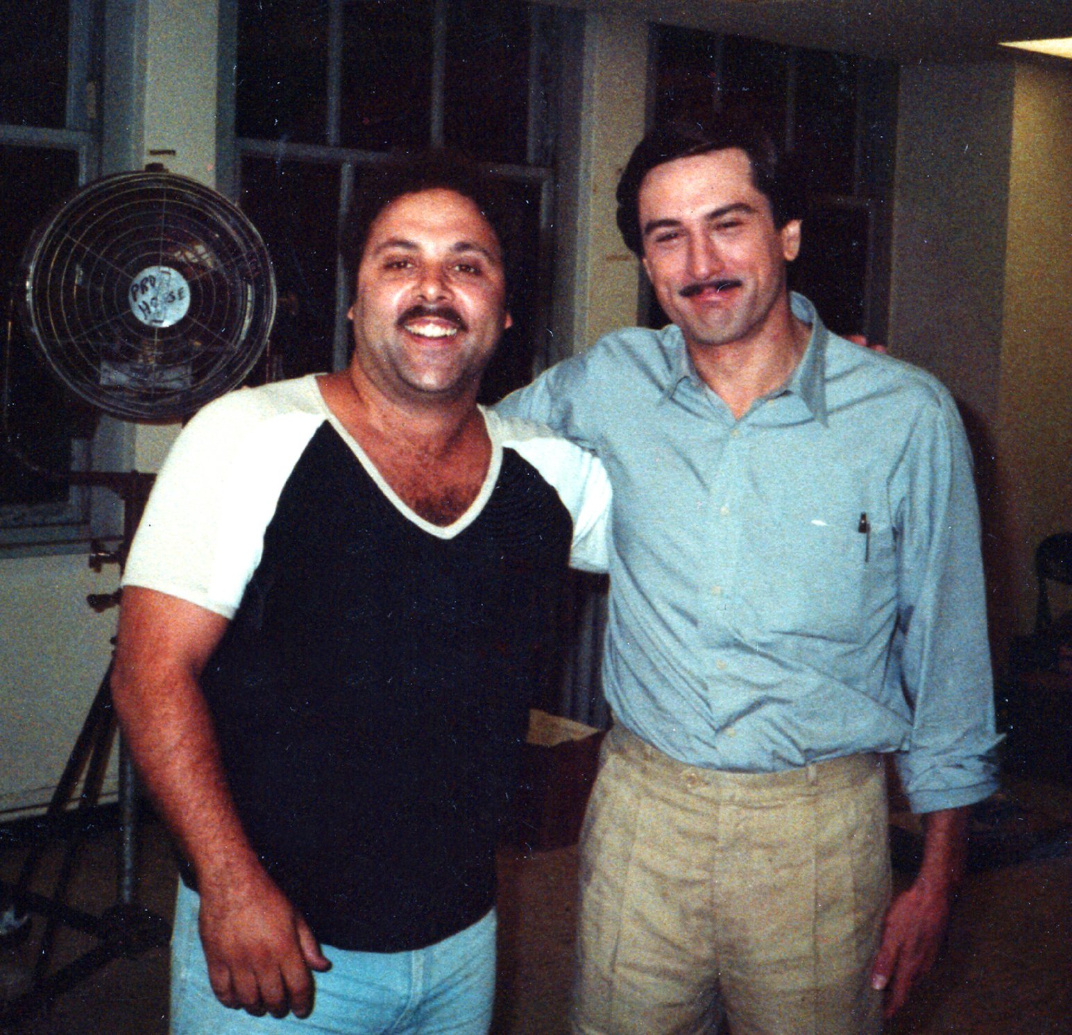 Фото - Фрэнк Пэттон: 1545x1492 / 447 Кб