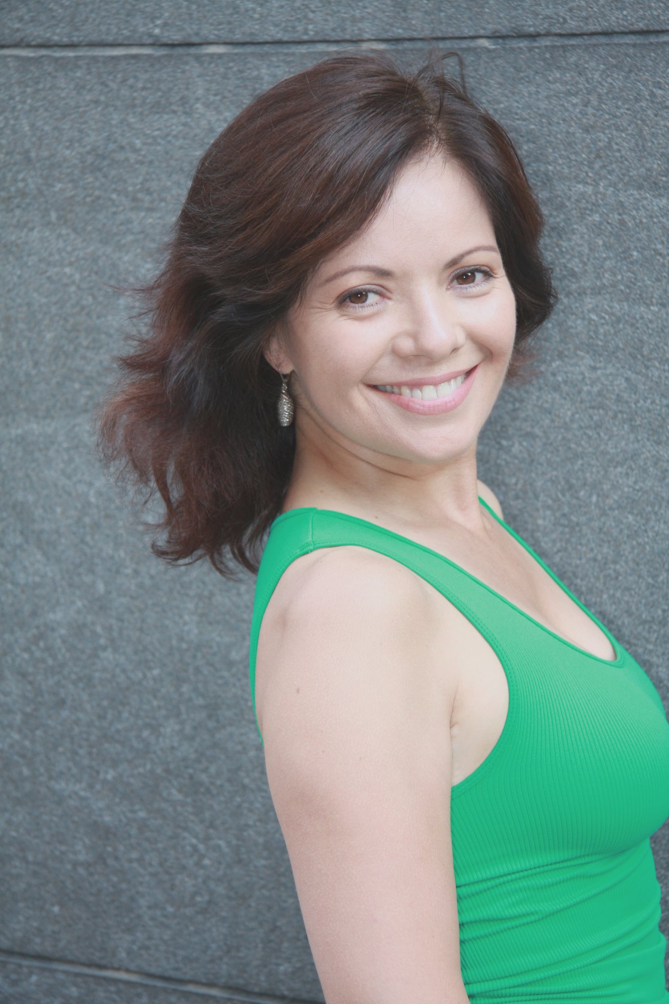 Фото - Begonya Plaza: 1365x2048 / 340 Кб