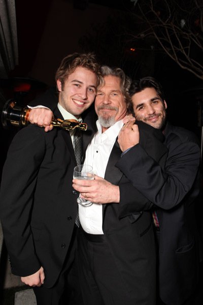 Фото - Джордан Бриджес: 400x600 / 33 Кб