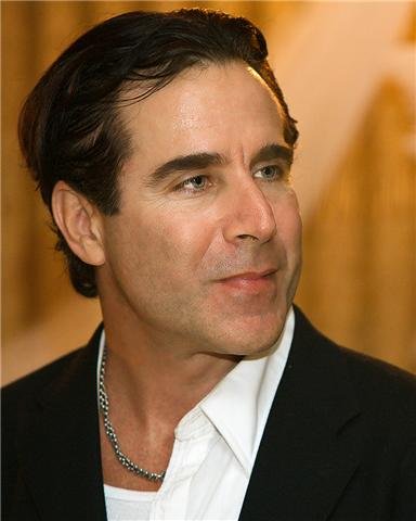 Фото - Бобби ДеАнджело: 384x480 / 28 Кб