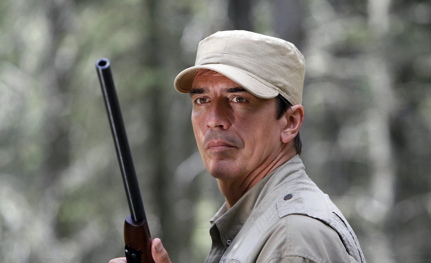 Фото - Джеймс Кумз: 1434x874 / 144 Кб