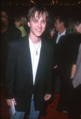 Фото - Джонатан Джексон: 275x400 / 14 Кб