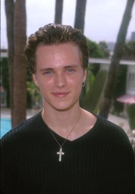 Фото - Джонатан Джексон: 279x400 / 15 Кб