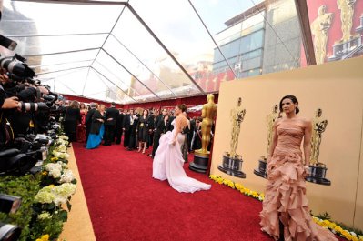 Фото - Деми Мур: 399x265 / 32 Кб