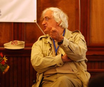 Фото - Бертран Тавернье: 334x279 / 20 Кб