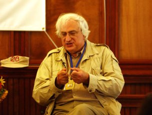 Фото - Бертран Тавернье: 304x231 / 17 Кб