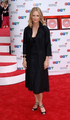 Фото - Келли Роуэн: 234x400 / 24 Кб