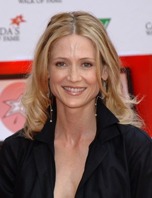 Фото - Келли Роуэн: 307x400 / 22 Кб