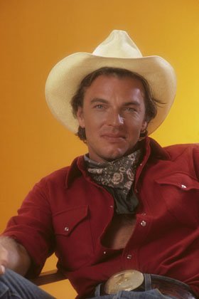 Фото - Эдвард Альберт: 280x420 / 17 Кб