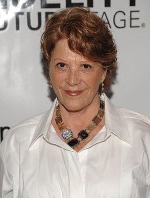 Фото - Линда Лавин: 303x400 / 21 Кб