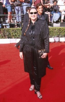 Фото - Камрин Менхейм: 256x400 / 23 Кб