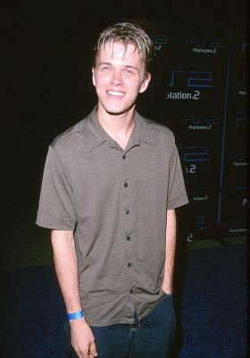 Фото - Дэвид Том: 280x400 / 16 Кб