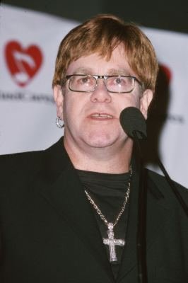 Фото - Элтон Джон: 266x400 / 15 Кб