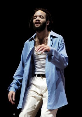 Фото - Сэвьон Гловер: 281x400 / 20 Кб