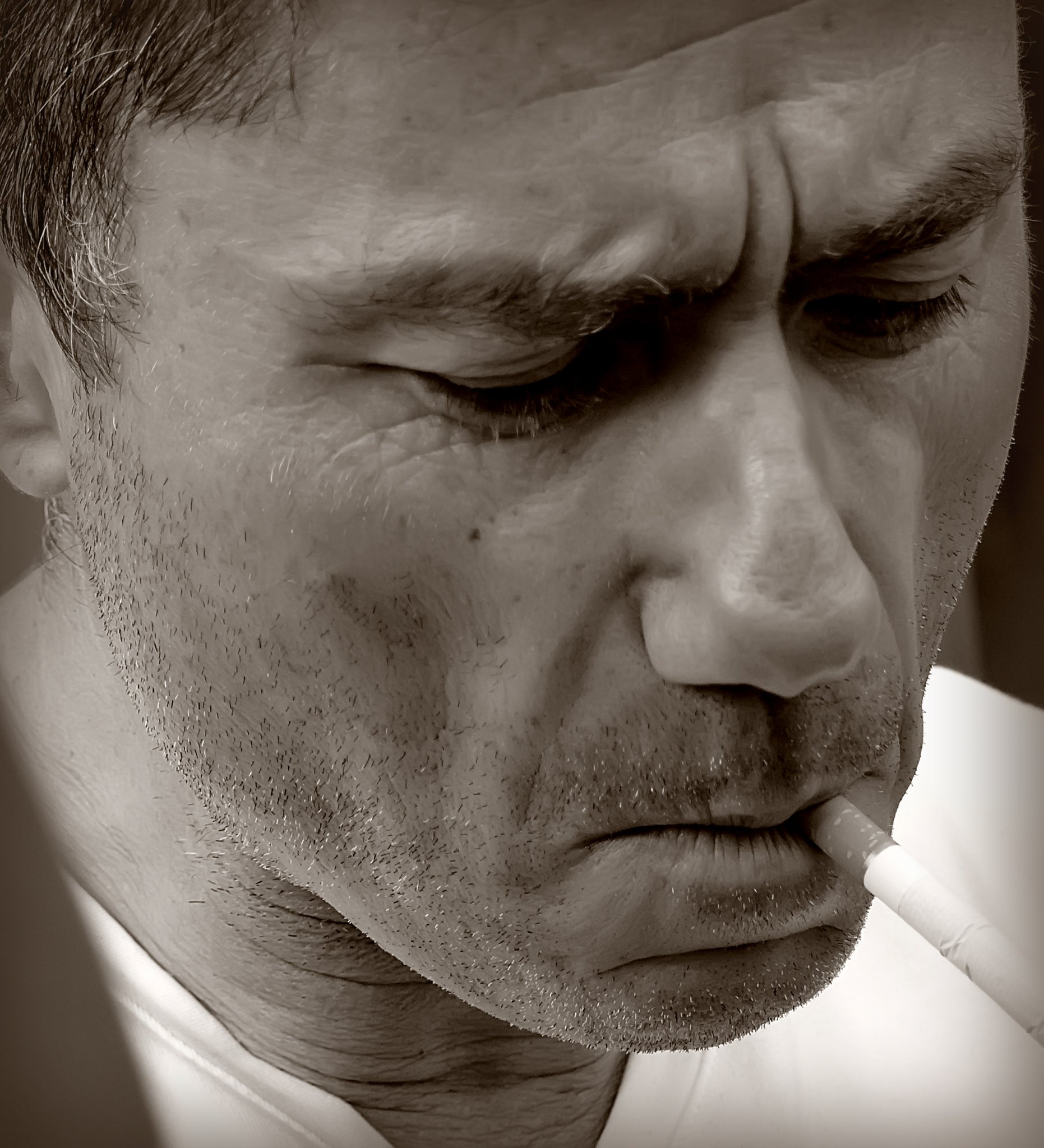 Фото - Anton Saunders: 1862x2048 / 437 Кб