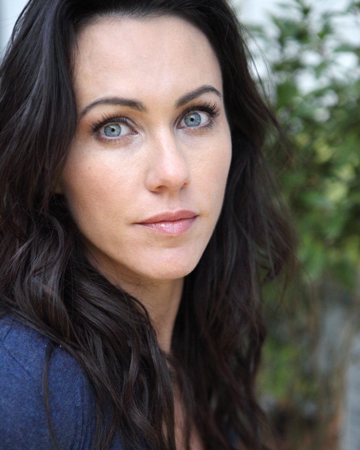 Фото - Кирсти Митчелл: 700x875 / 88 Кб