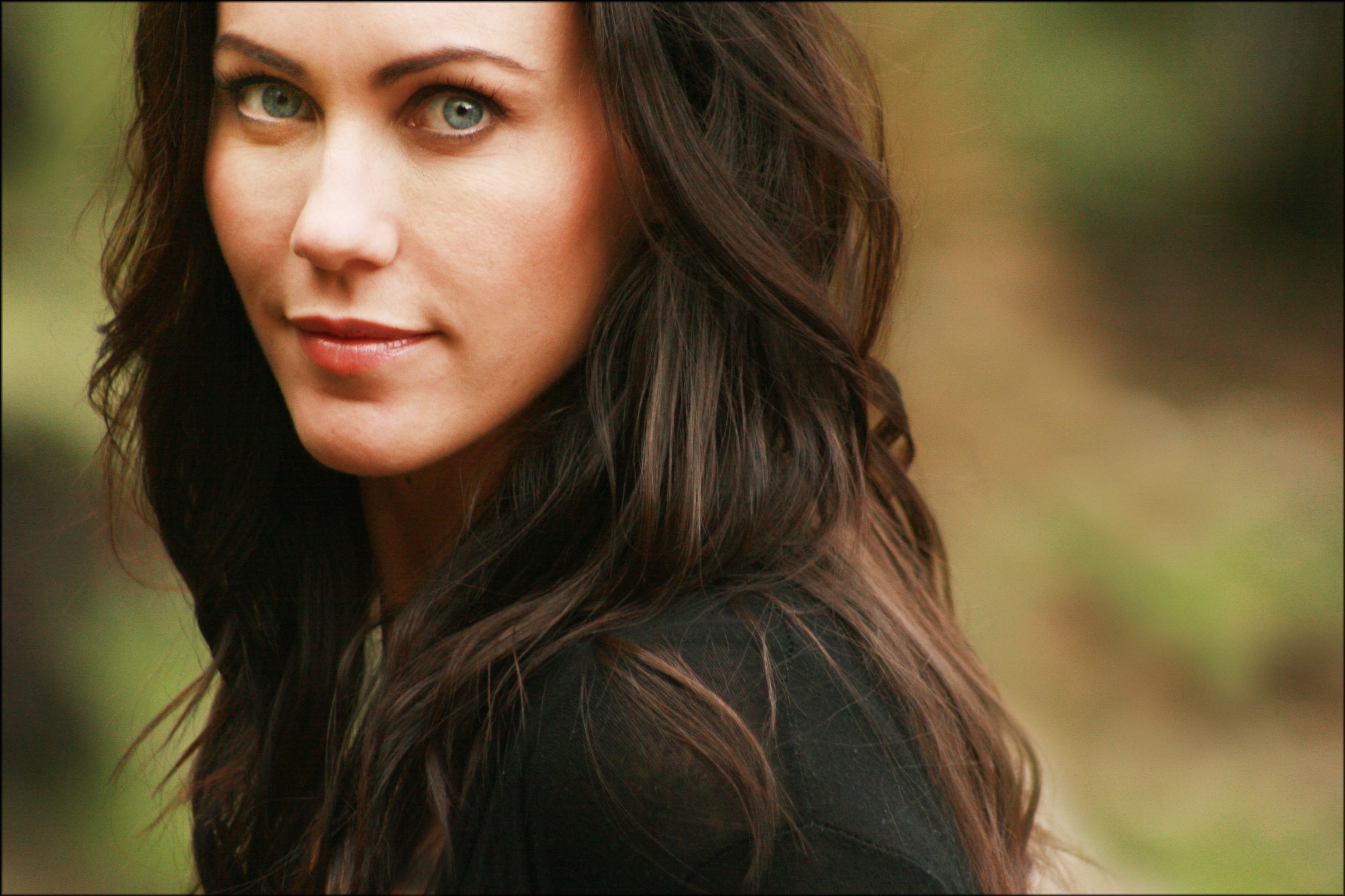 Фото - Кирсти Митчелл: 2336x1557 / 456 Кб