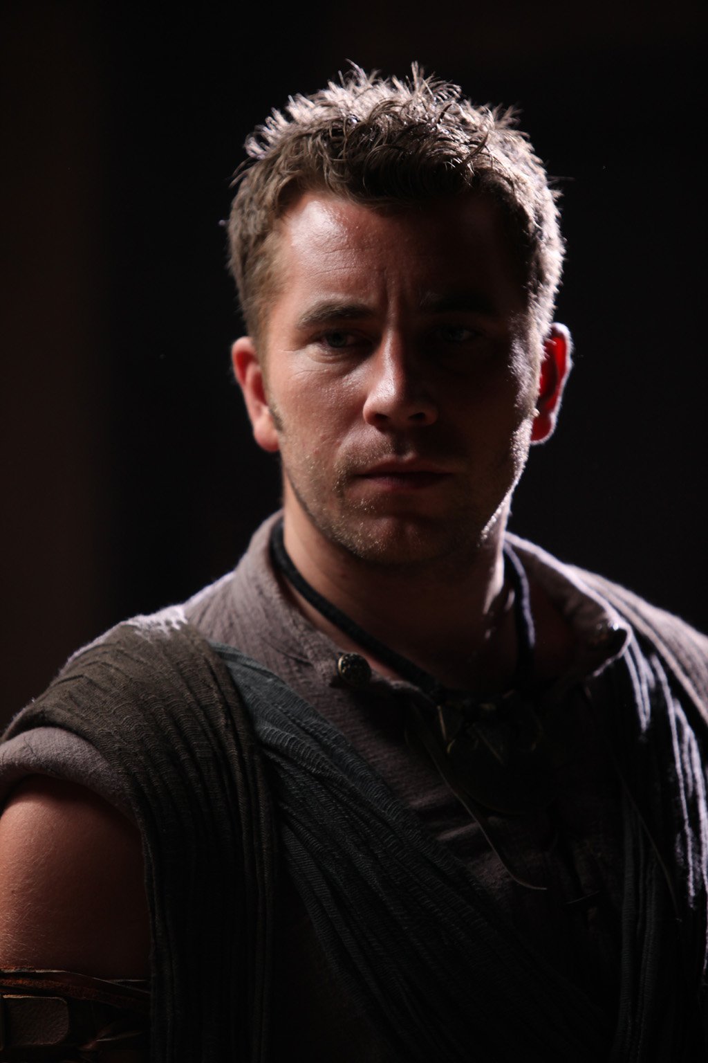 Фото - Йен Вирго: 1024x1536 / 148 Кб