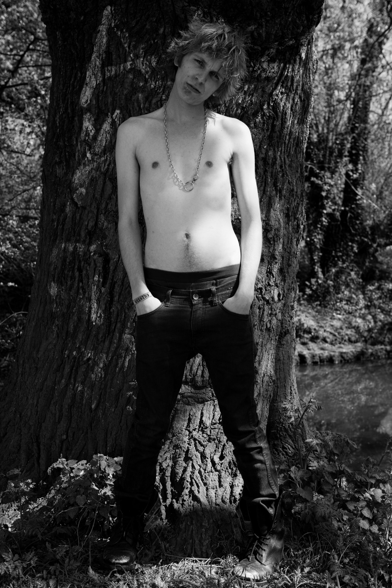 Фото - Бронсон Уэбб: 1365x2048 / 593 Кб