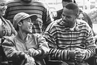 Фото - Кинен Айвори Уэйнс: 320x216 / 26 Кб