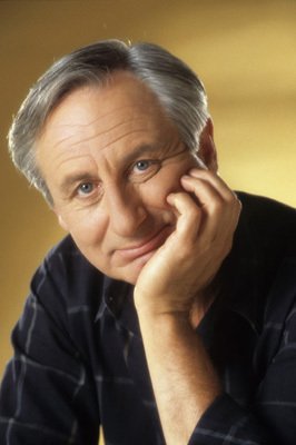 Фото - Стивен Гилборн: 266x400 / 17 Кб