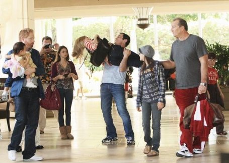 Фото - Джули Боуэн: 455x323 / 41 Кб