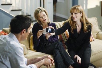 Фото - Джули Боуэн: 427x285 / 27 Кб