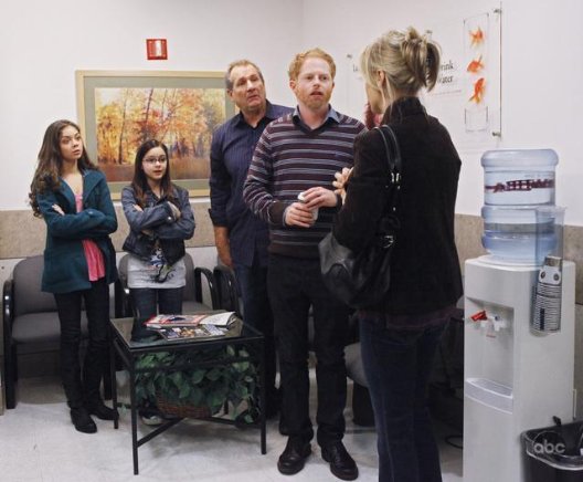 Фото - Джули Боуэн: 528x436 / 43 Кб