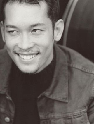 Фото - Кевин Александр Сти: 322x424 / 16 Кб