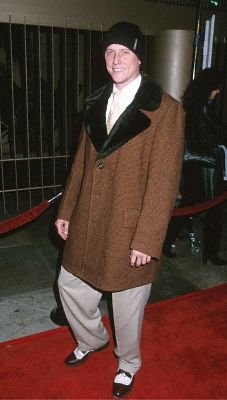 Фото - Корин Немек: 227x400 / 19 Кб