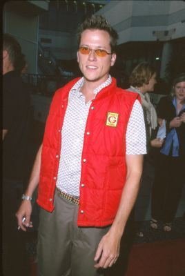 Фото - Корин Немек: 268x400 / 19 Кб