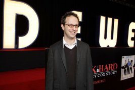 Фото - Джейк Кэздан: 267x178 / 10 Кб